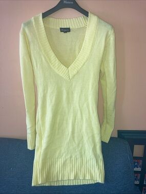 Y2K Seductions Yellow V-Neck Longline Sweater